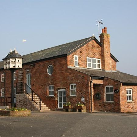 Wall Hill Farm Northwich Kültér fotó